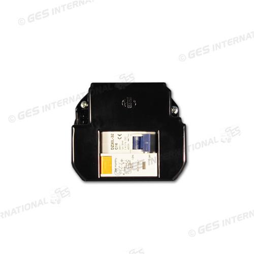 PRESA DI CORRENTE MASCHIO FISSA 230V FORO DIAMETRO 100MM SERIE ORUS CON SALVAVITA