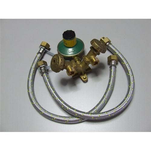REGOLATORE SCAMBIATORE GAS 30MB MANUALE PER DUE BOMBOLE CON FLESSIBILI