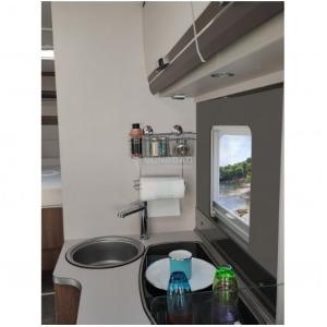 PORTA ROTOLO IN FILO CROMATO A VENTOSA CON CESTINO