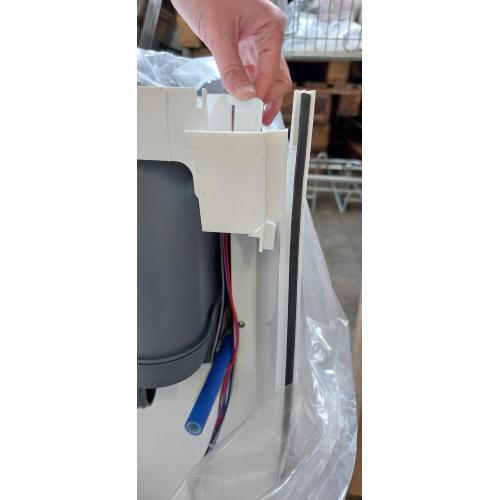 WC TOILETTE A CASSETTA C223-CS PICCOLA ROTTURA DELLA LINGUETTA ALLA BASE